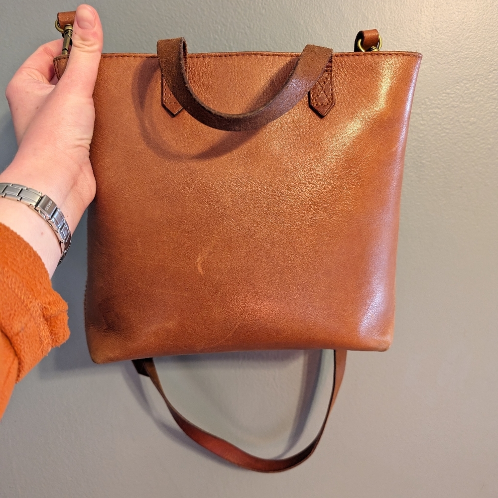 Madewell zip top transport crossbody in English saddle